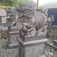 青石麒麟雕刻艺术 传统工艺与现代美学的完美融合